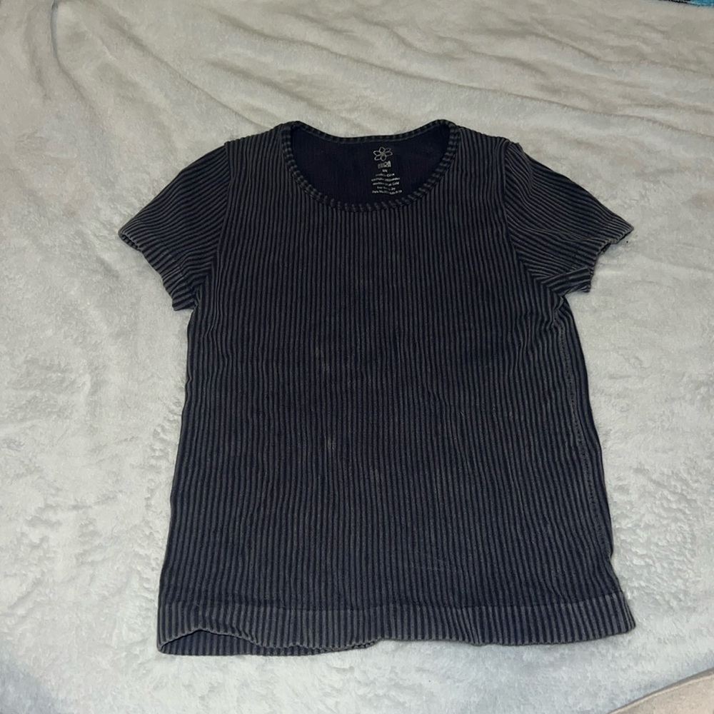 Ribbed Tee - Picture 3 of 4
